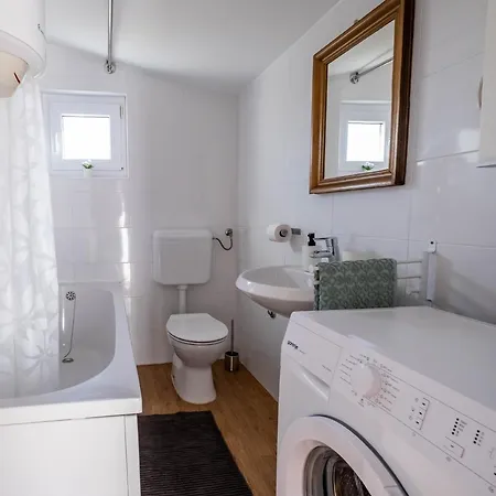 Fuer 4 Personen Ca 42 Qm In Peroj, Istrien Istrische Riviera * Peroj