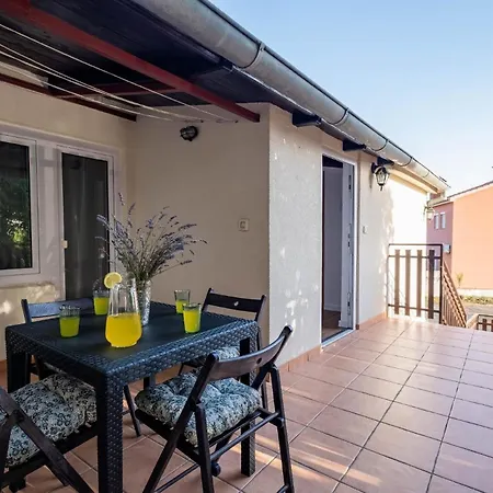 Fuer 4 Personen Ca 42 Qm In Peroj, Istrien Istrische Riviera * Peroj